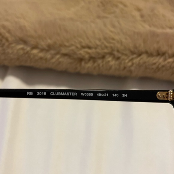 Ray Ban Clubmaster Glasses - Picture 2 of 5